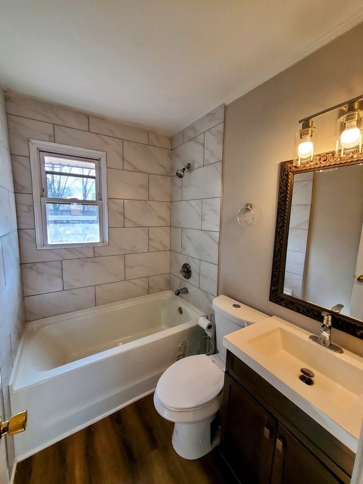 131 Goff St - Photo 7 of 10