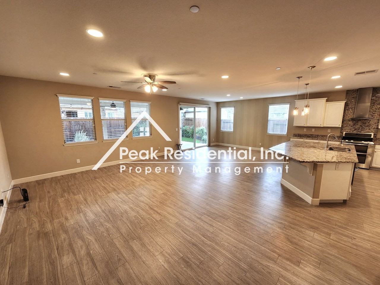 3089 Octave Ave - Photo 4 of 26