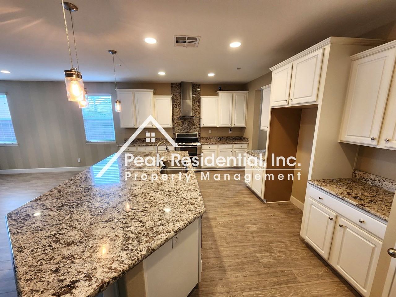 3089 Octave Ave - Photo 7 of 26