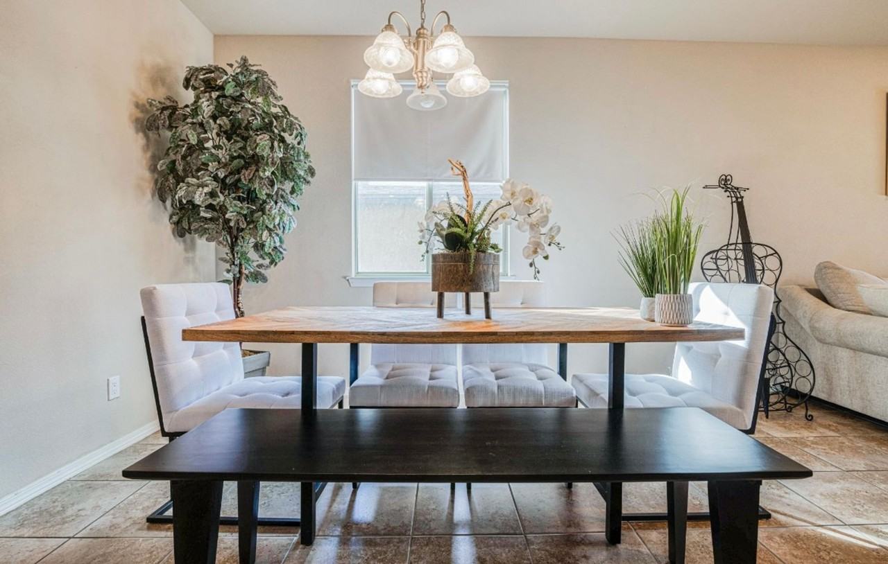 7413 Red Cedar Dr - Photo 3 of 50