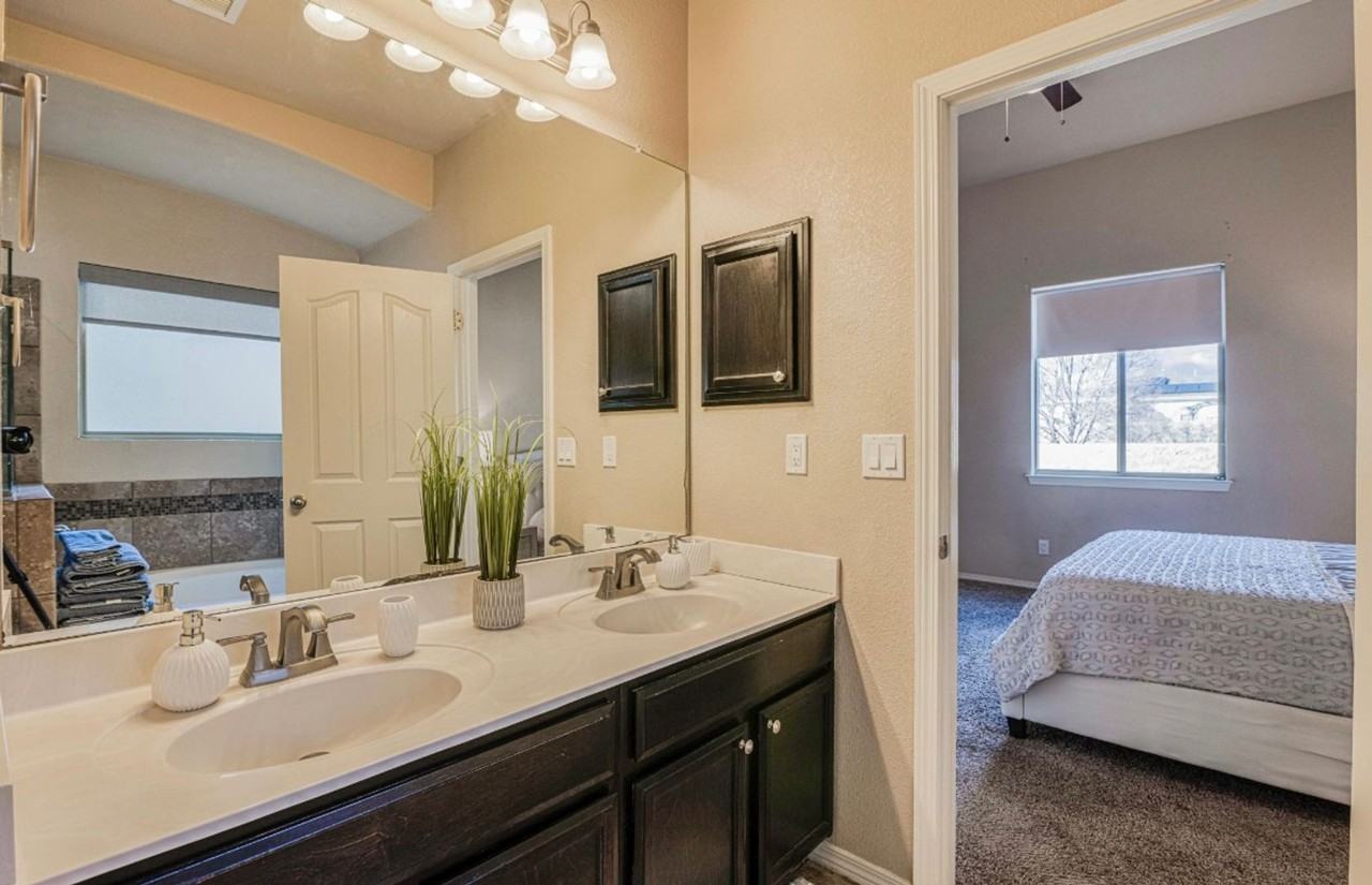 7413 Red Cedar Dr - Photo 7 of 50