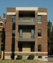 105 E Oak St - Photo 1 of 1