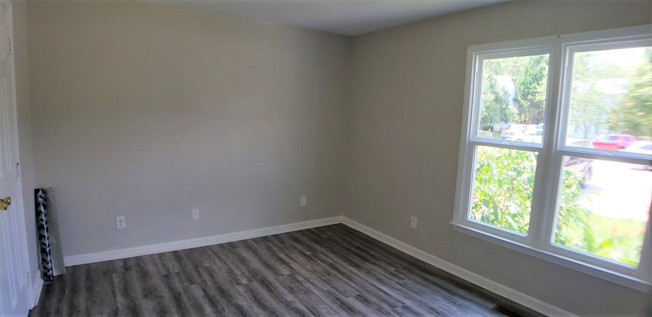 8378 Mcguire Dr - Photo 4 of 8