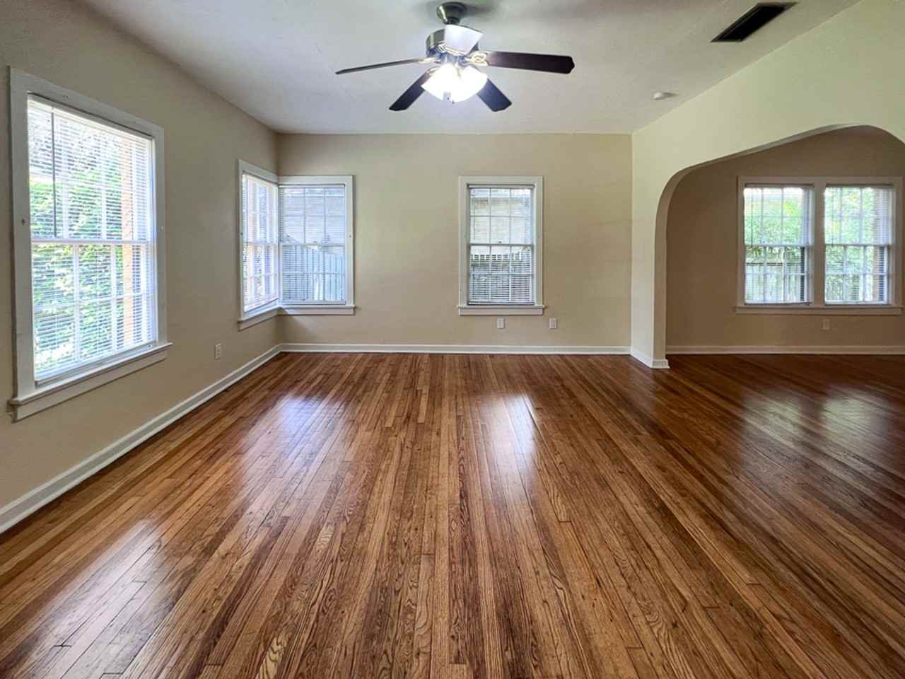 2734 Sw 3rd Pl - Photo 3 of 33