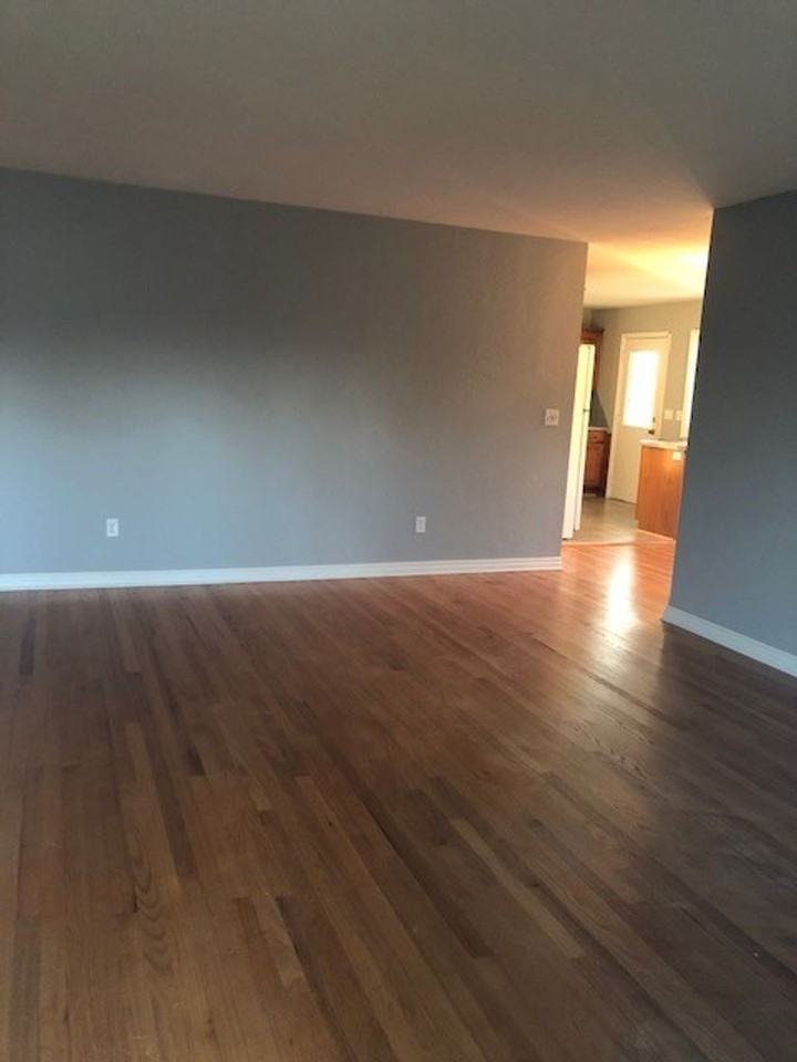 3160 Nimitz Blvd - Photo 3 of 21