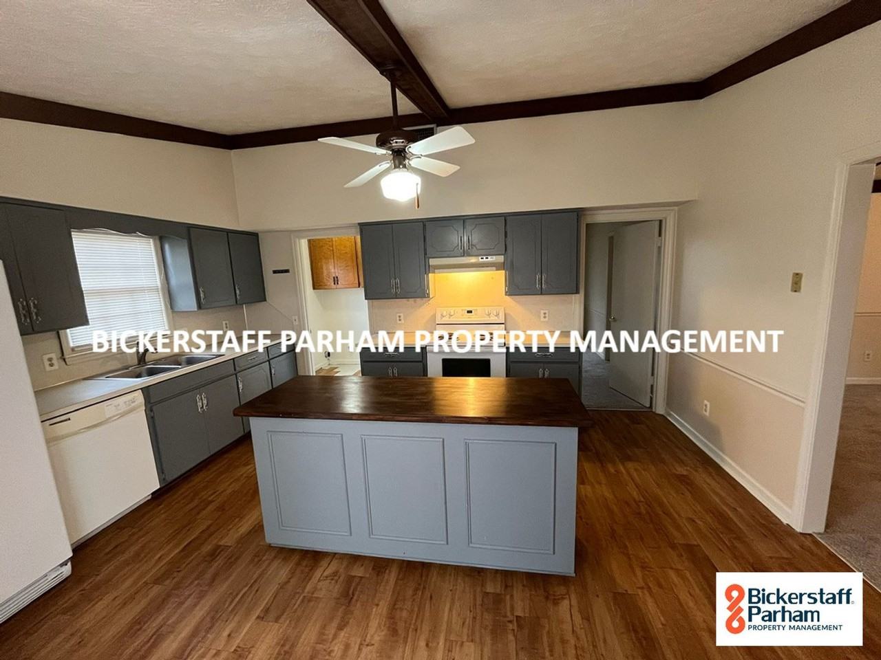 917 Rim Rock Trl - Photo 5 of 33