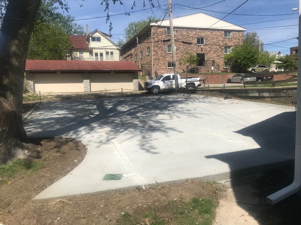 1310 S 30th Ave - Photo 4 of 32