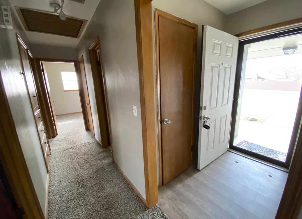 10104 Haverhill Pl - Photo 4 of 15