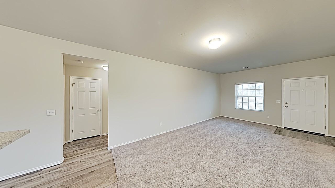 2012 West Hunters Springs Way - Photo 4 of 17