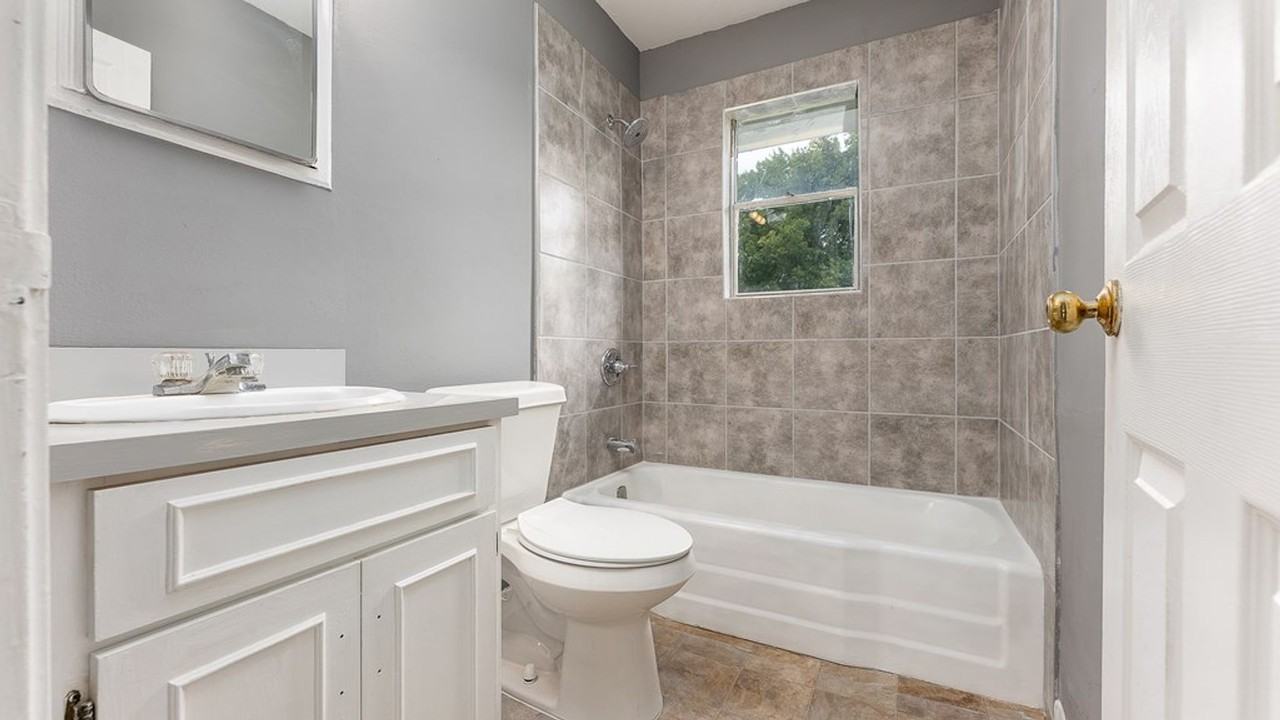 714 Palmetto Ave - Photo 3 of 7