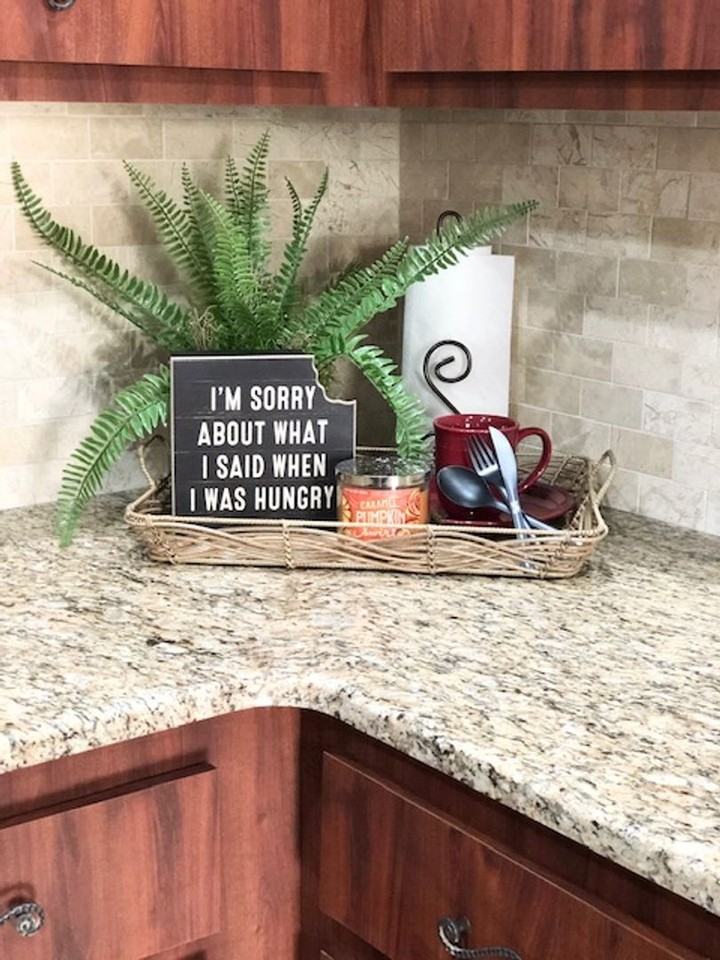 2102 Sw 7th St - Photo 5 of 12