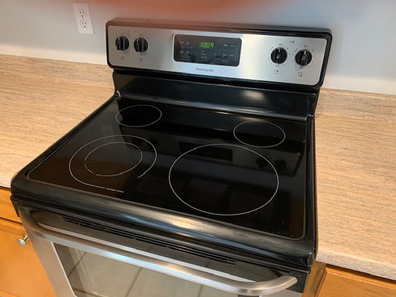 243 S Noble - Photo 6 of 19