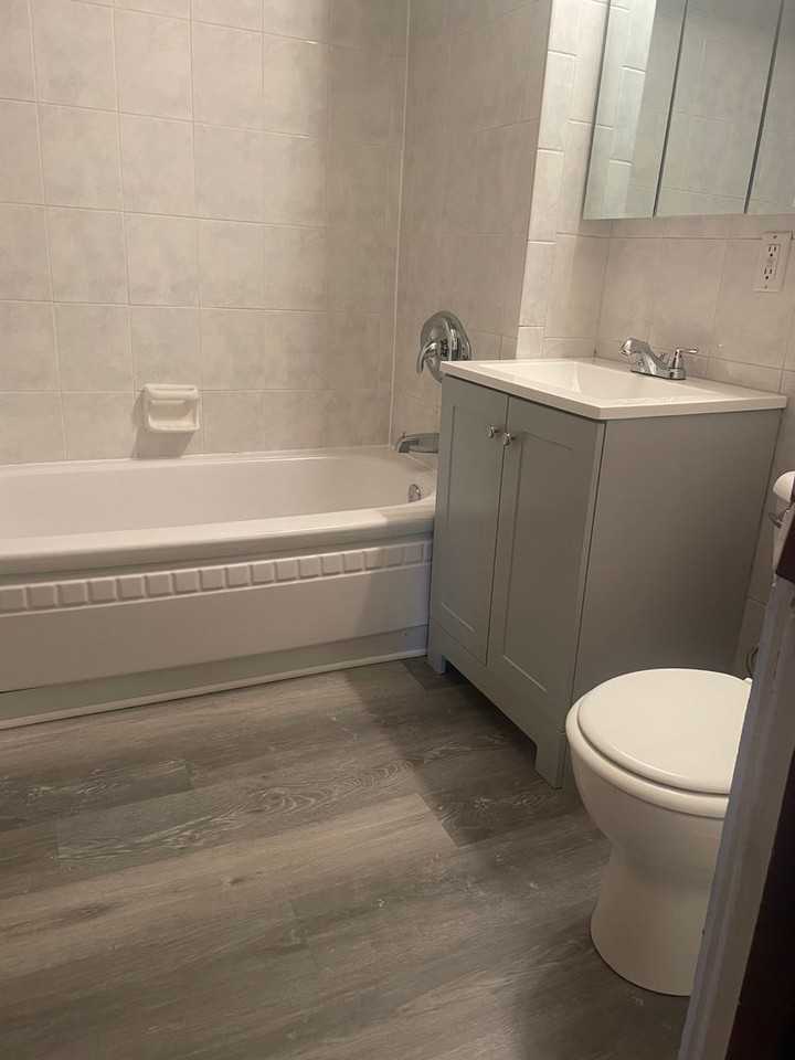 2033 N 47th St - Photo 3 of 21