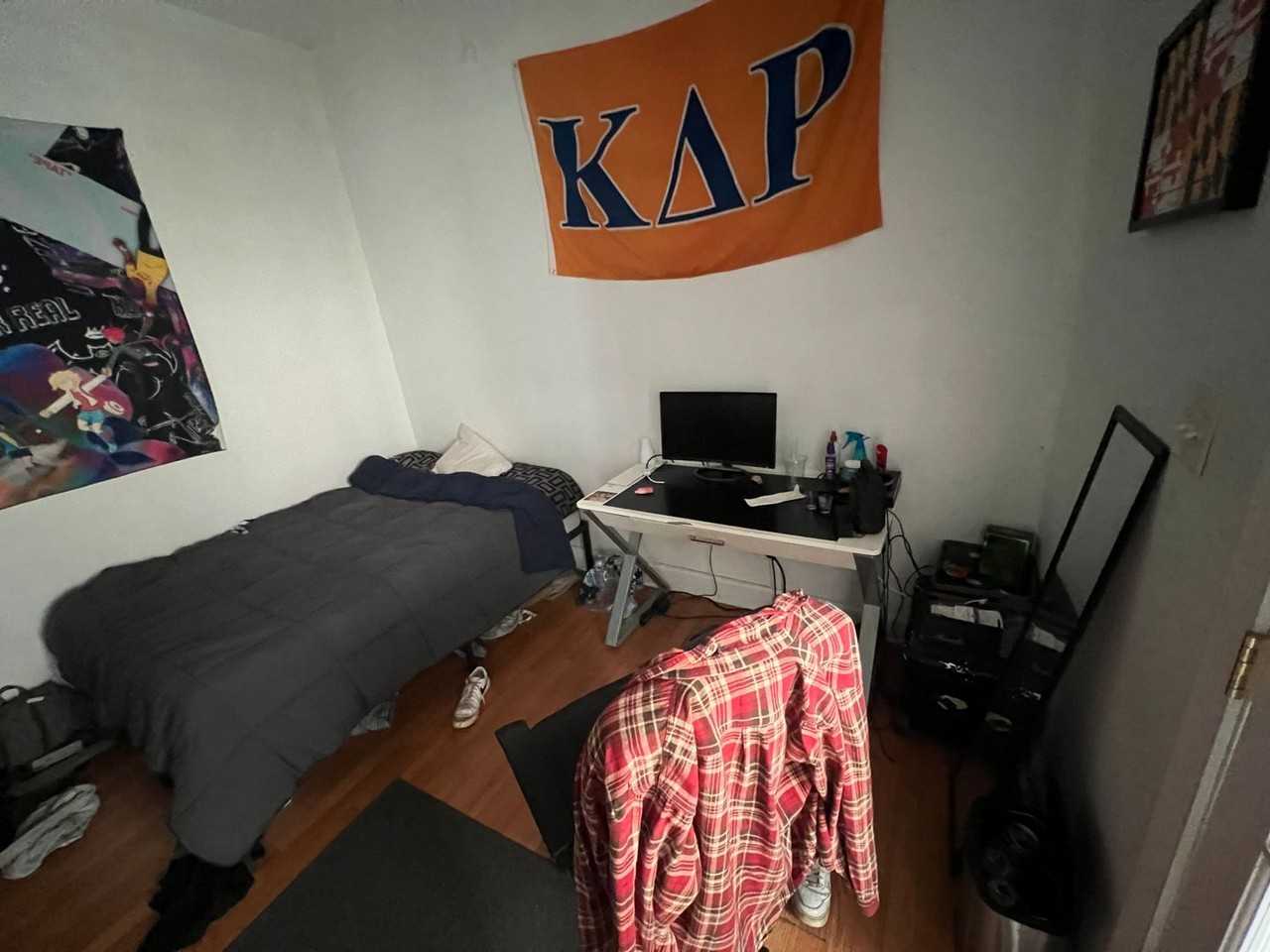 1235 W Cary St - Photo 3 of 46