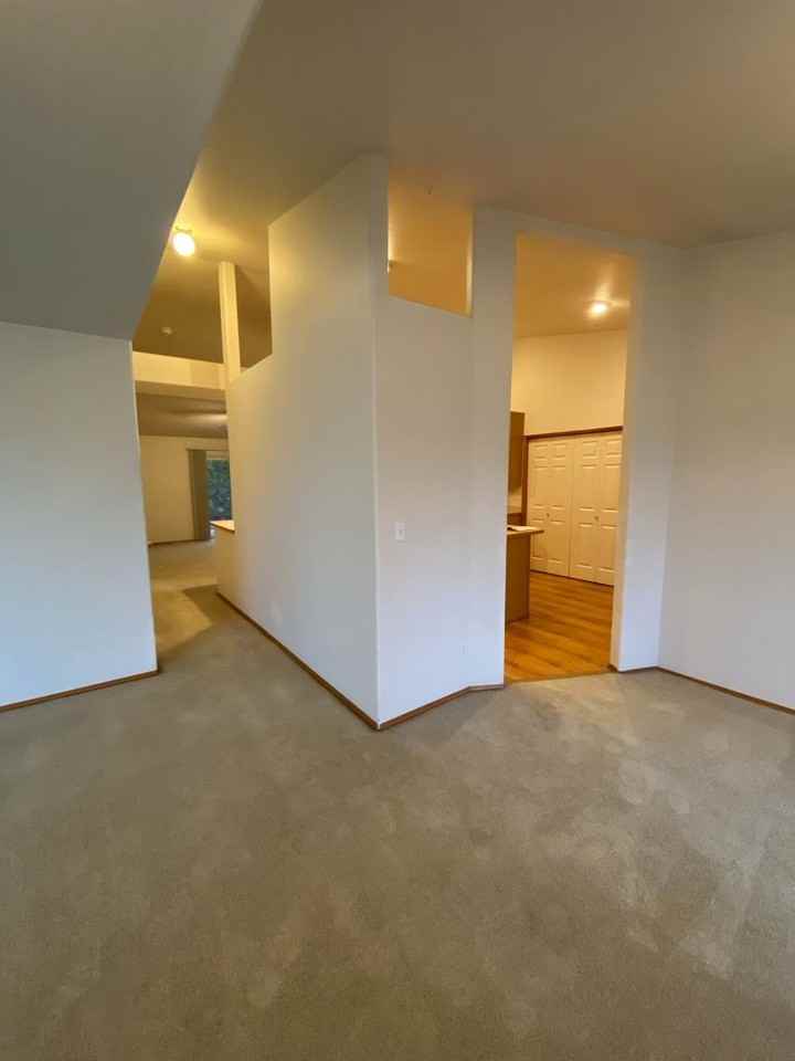 8807 W Bonnie Ave - Photo 4 of 39