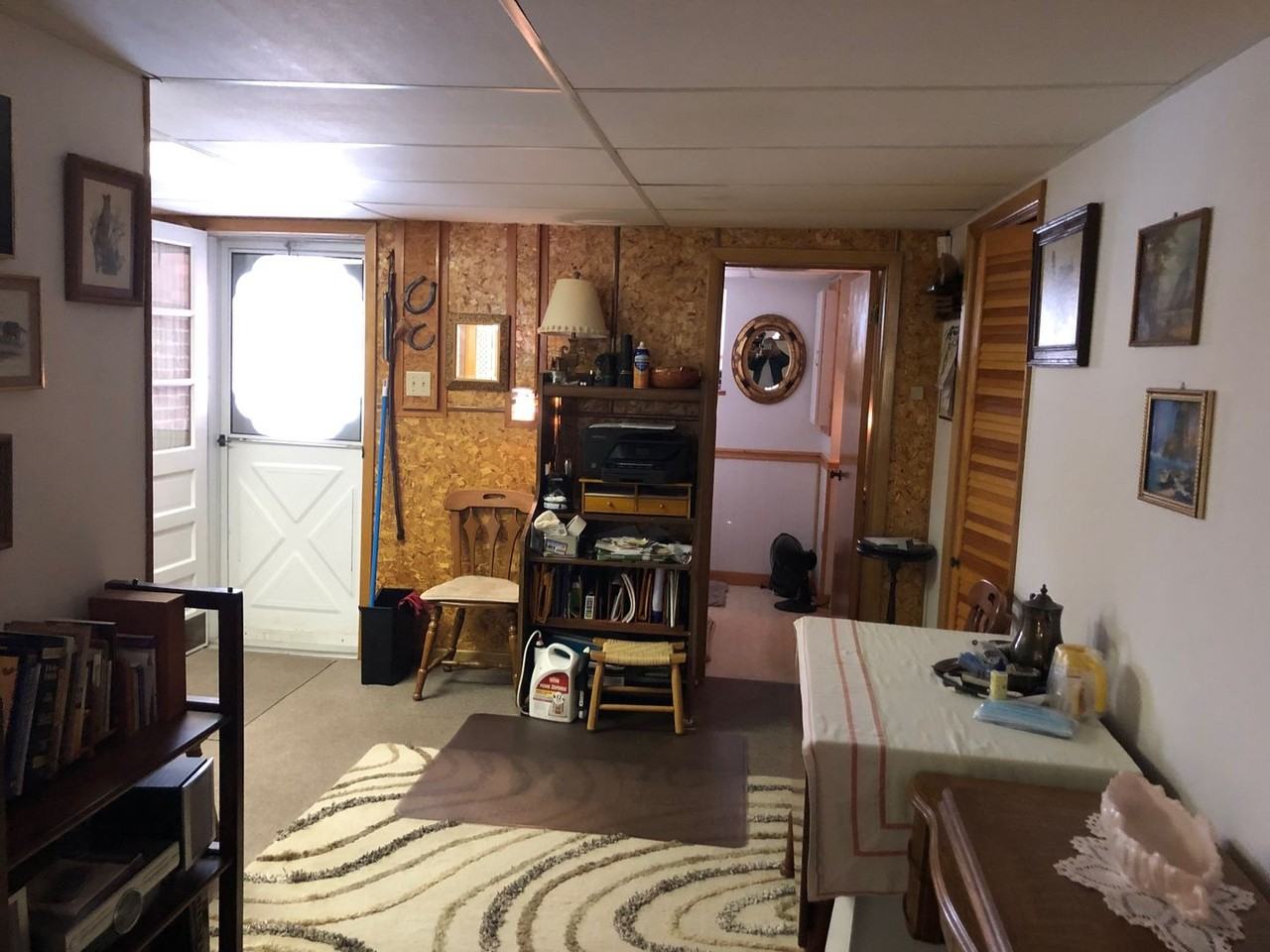 898 Rock Springs Dr - Photo 3 of 16