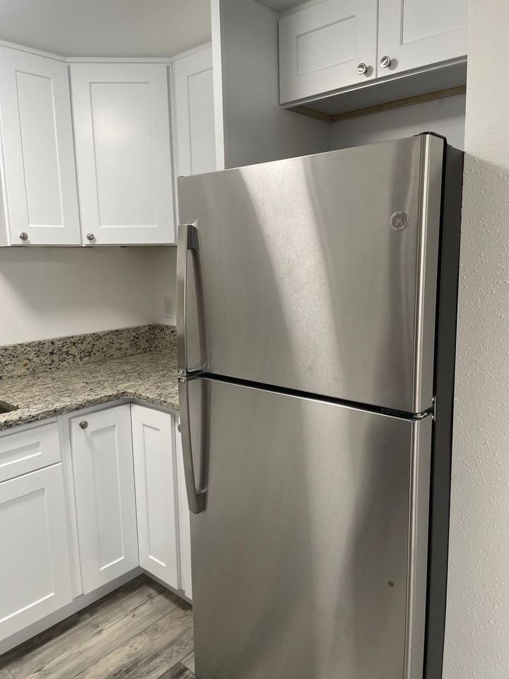 2583 Elgin Rd Ne - Photo 6 of 11