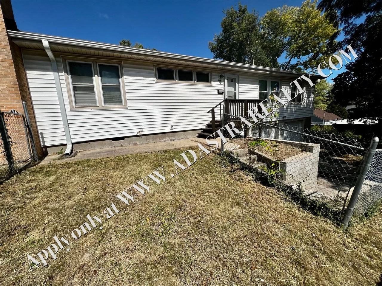 9600 E 18th St S - Photo 3 of 13