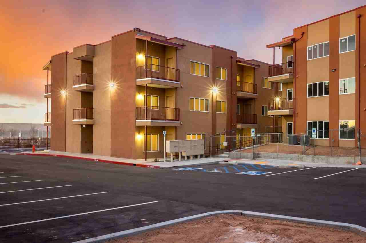 2930 Mulberry Street Southeast - Photo 5 of 50