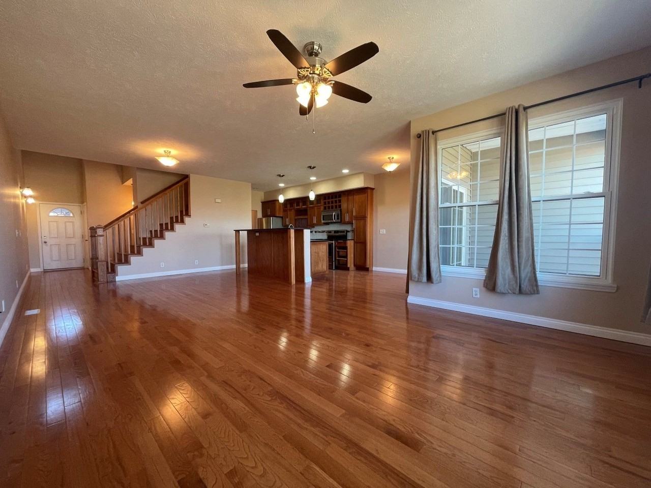 14008 Tregaron Ridge Ave Apt D - Photo 3 of 19