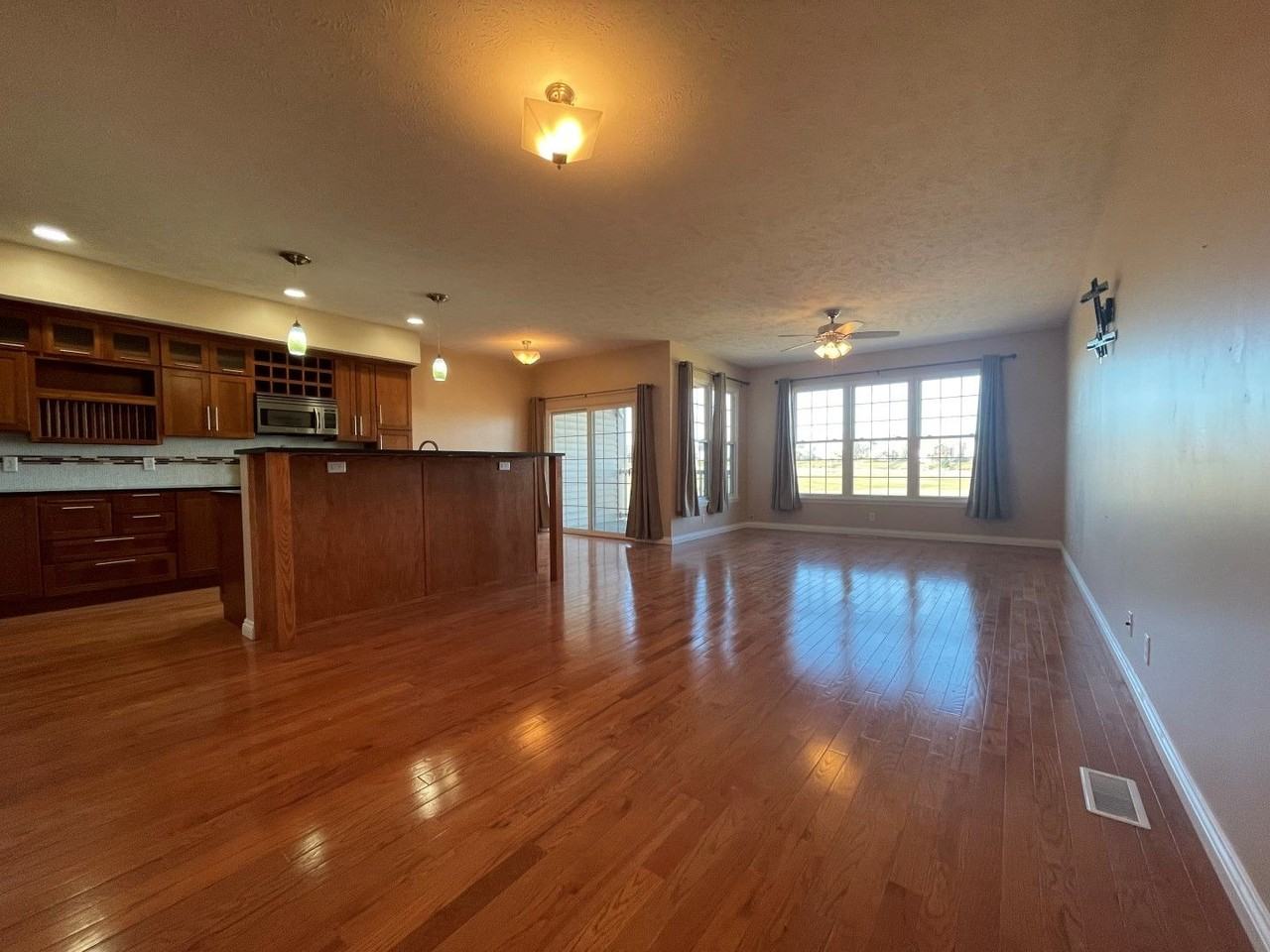 14008 Tregaron Ridge Ave Apt D - Photo 5 of 19