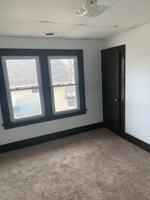 featured image of 302 Clay St