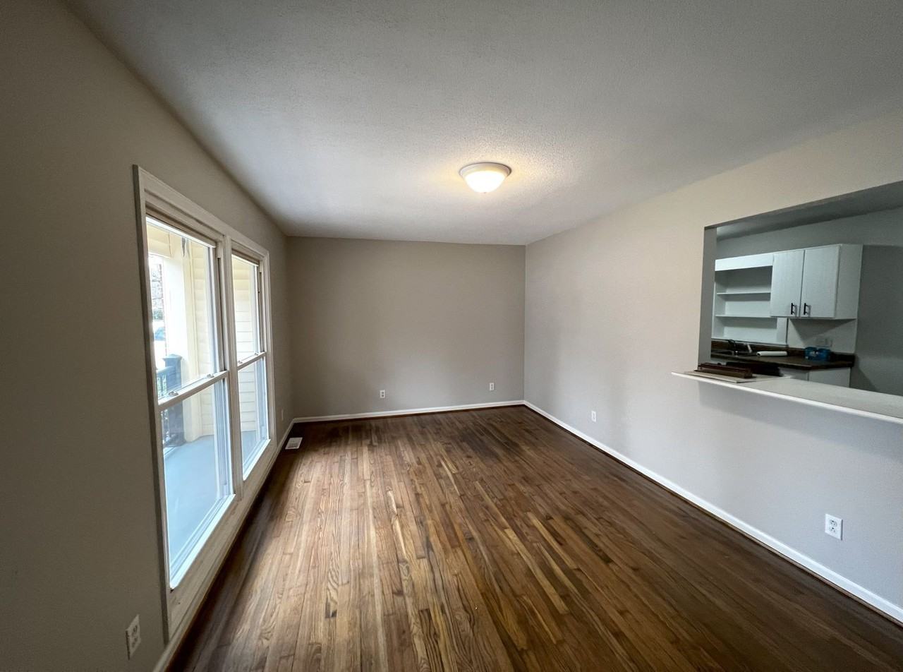 4972 Shattalon Dr - Photo 3 of 18