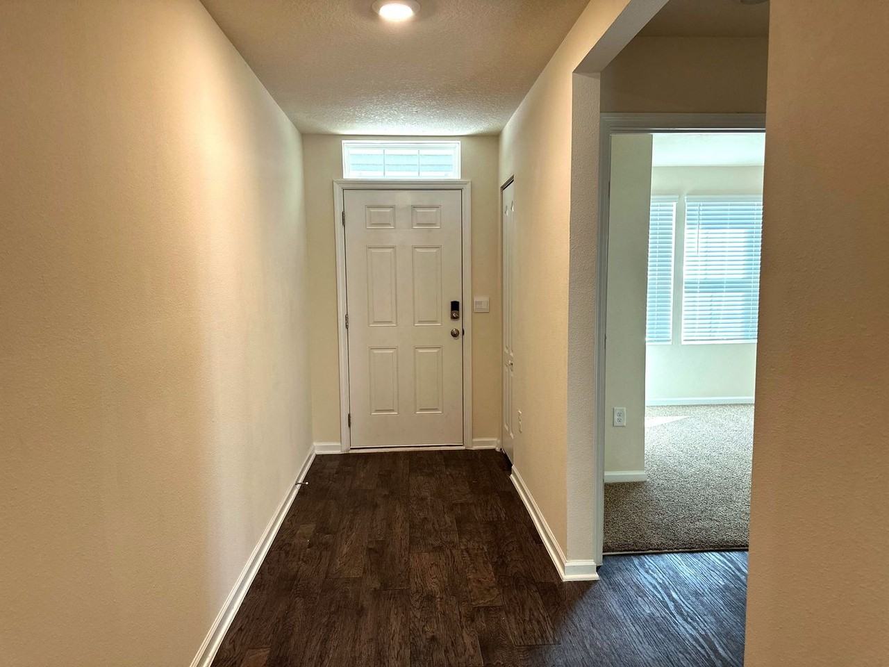 70029 Misty Lake Ct - Photo 3 of 31