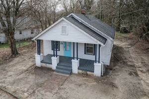 featured image of 916 Gay St