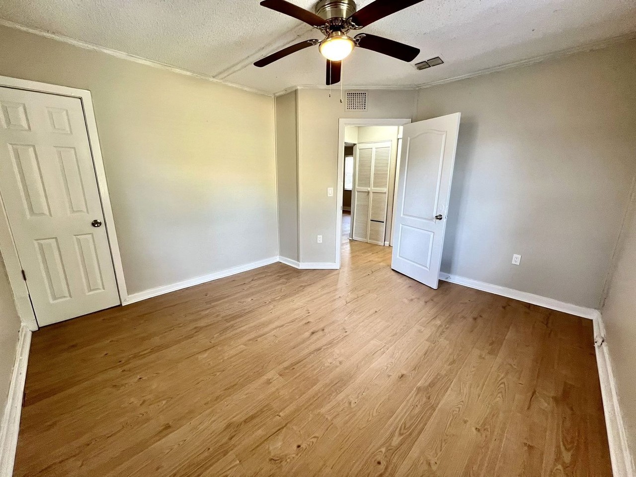 5915 Wilmar Rd - Photo 7 of 9