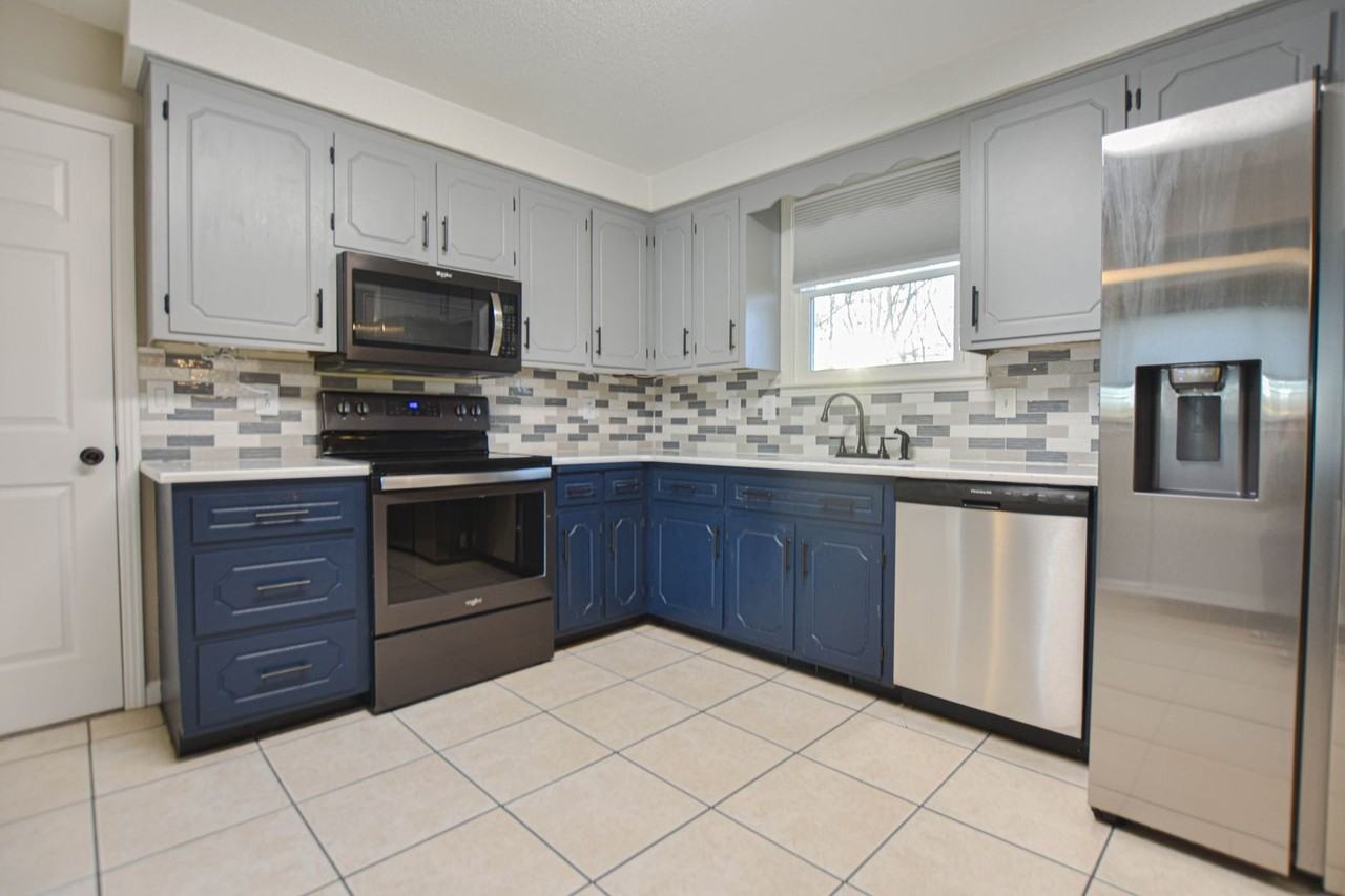 414 Sango Rd - Photo 6 of 16