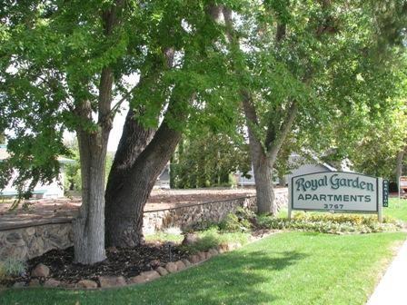 Royal Garden Apartments - Photo 3 of 6