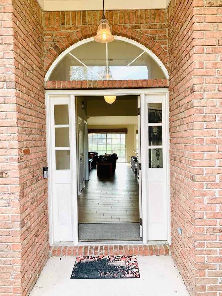 11868 Heather Grove Ln - Photo 3 of 34