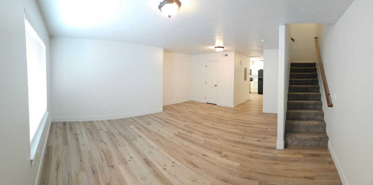 576 Sunflower Rd - Photo 2 of 14