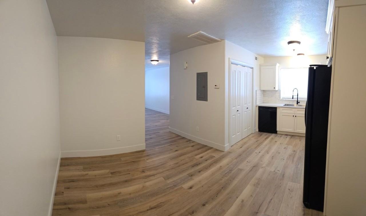 576 Sunflower Rd - Photo 7 of 14