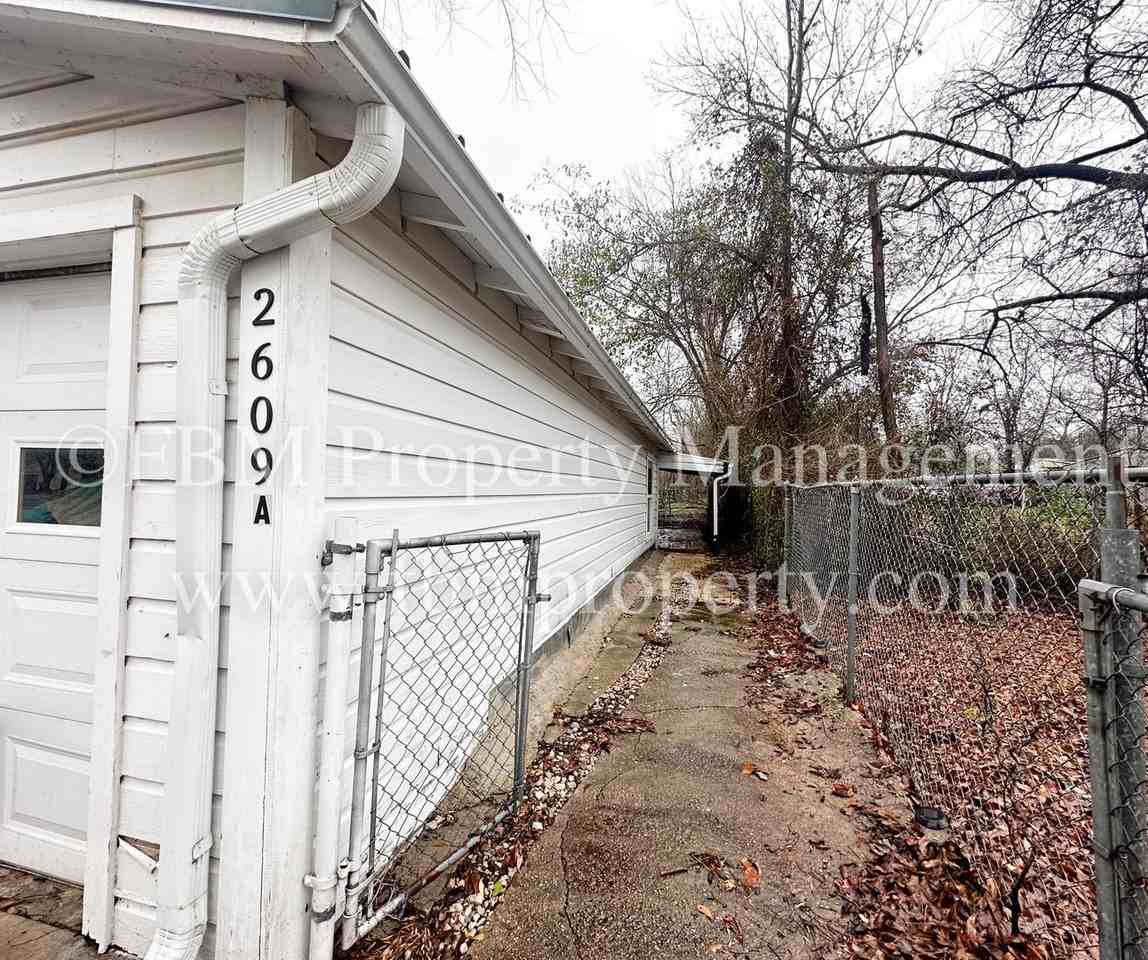 2609 W 4th Ave - Photo 3 of 14