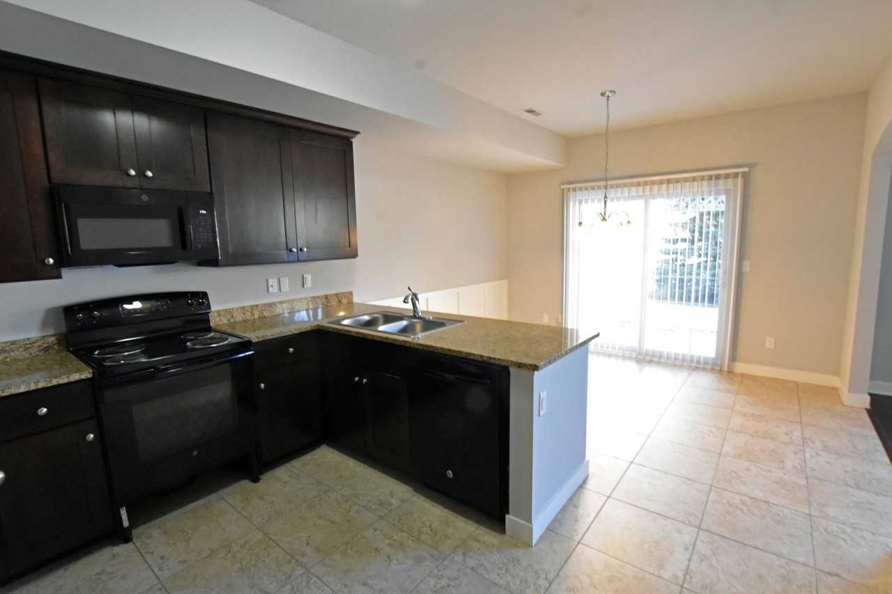 6157 Windemere Ln - Photo 6 of 32