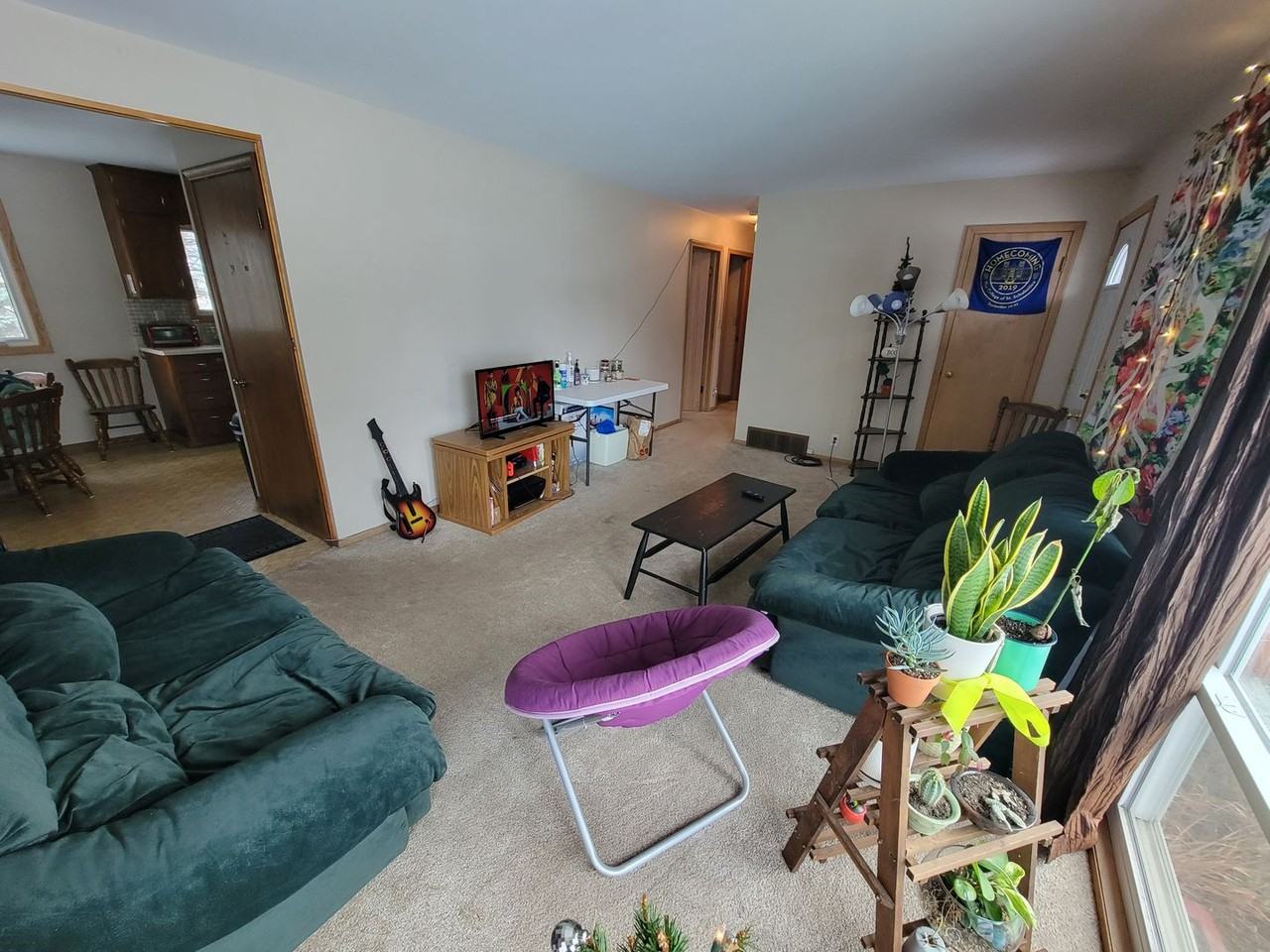 41 E Toledo St - Photo 2 of 20