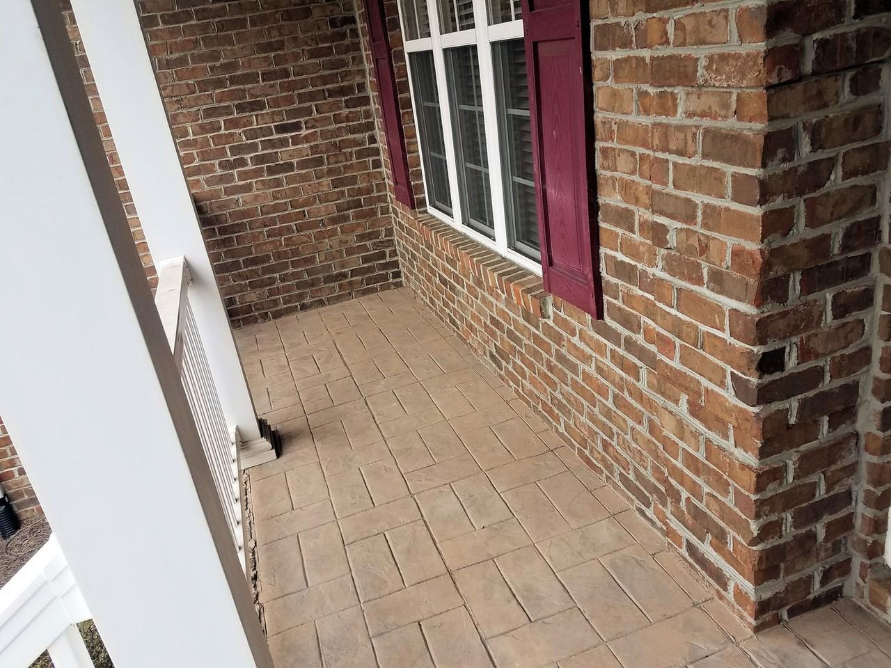 100 Montauk Ct - Photo 2 of 25