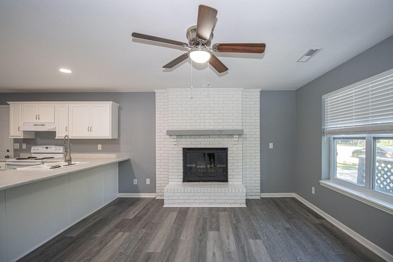 4712 Salem Drive - Photo 7 of 20