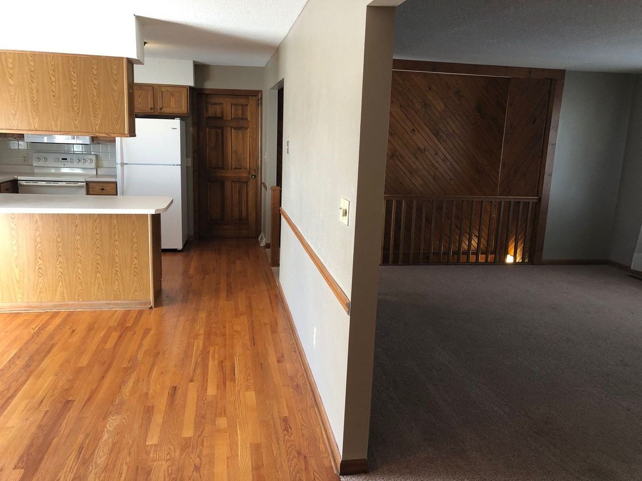 3913 Rustic Ln - Photo 7 of 34