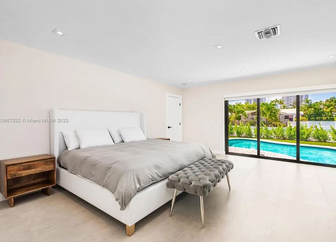 536 Hibiscus Dr - Photo 7 of 17