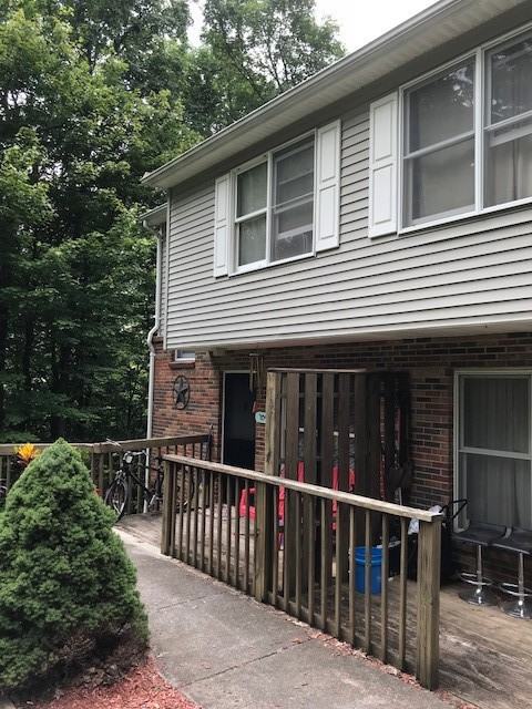 704 Margo Rd - Photo 4 of 42