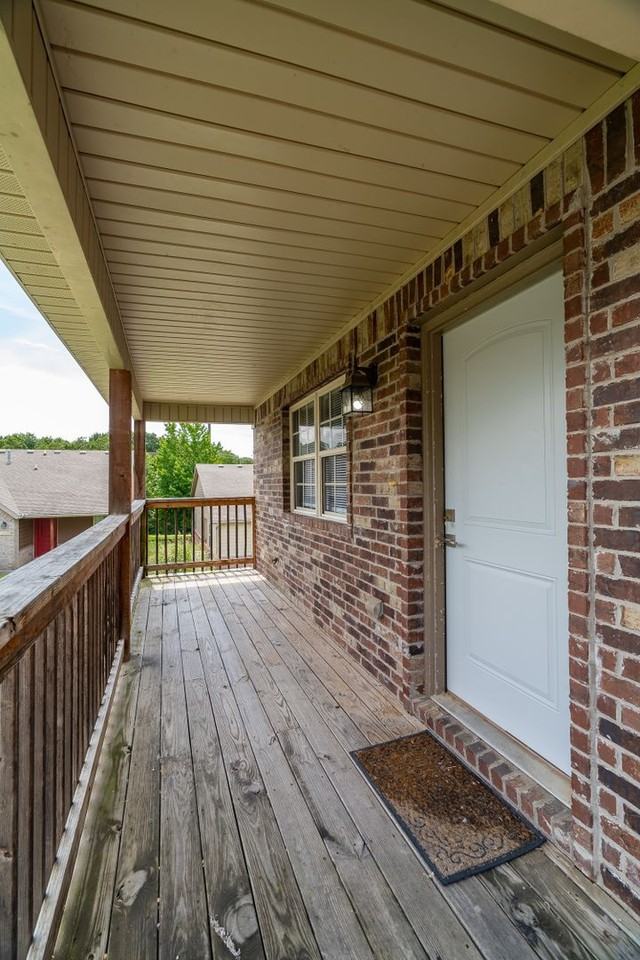 2933 W Scottswood Pl - Photo 2 of 22