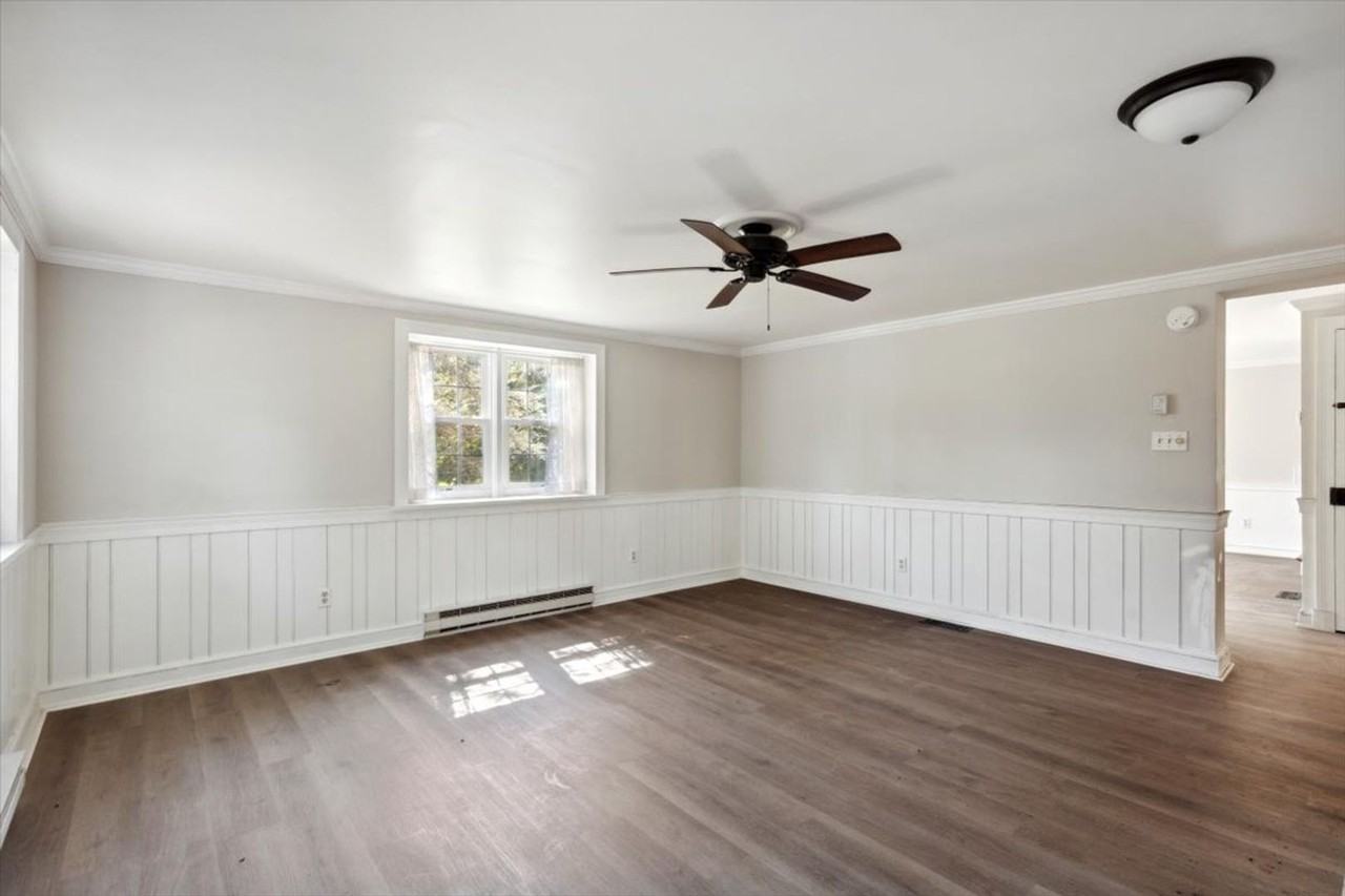3539 Skippack Pike - Photo 4 of 22