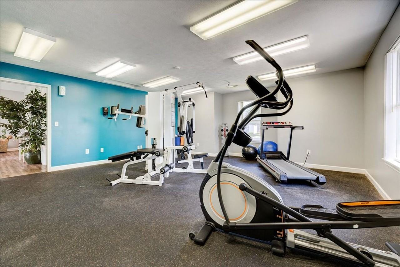 7937 Circle Front Ct - Photo 5 of 47