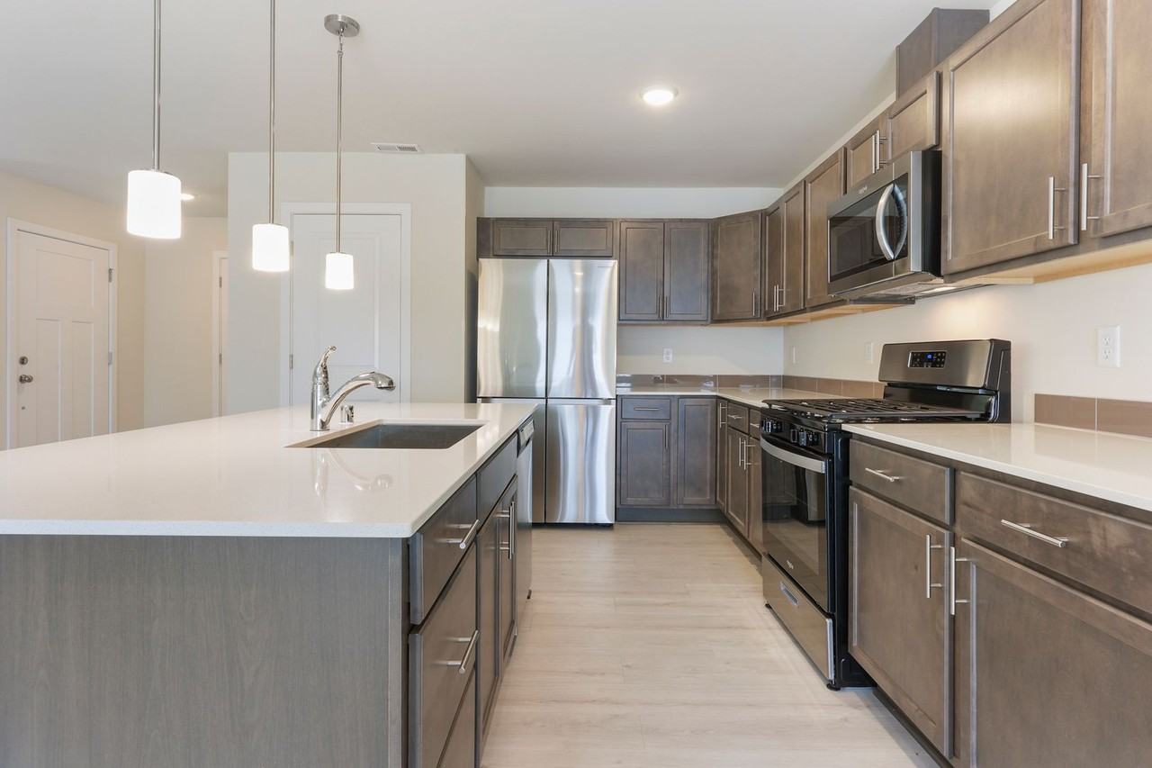 7801 24th Ct Se - Photo 6 of 26