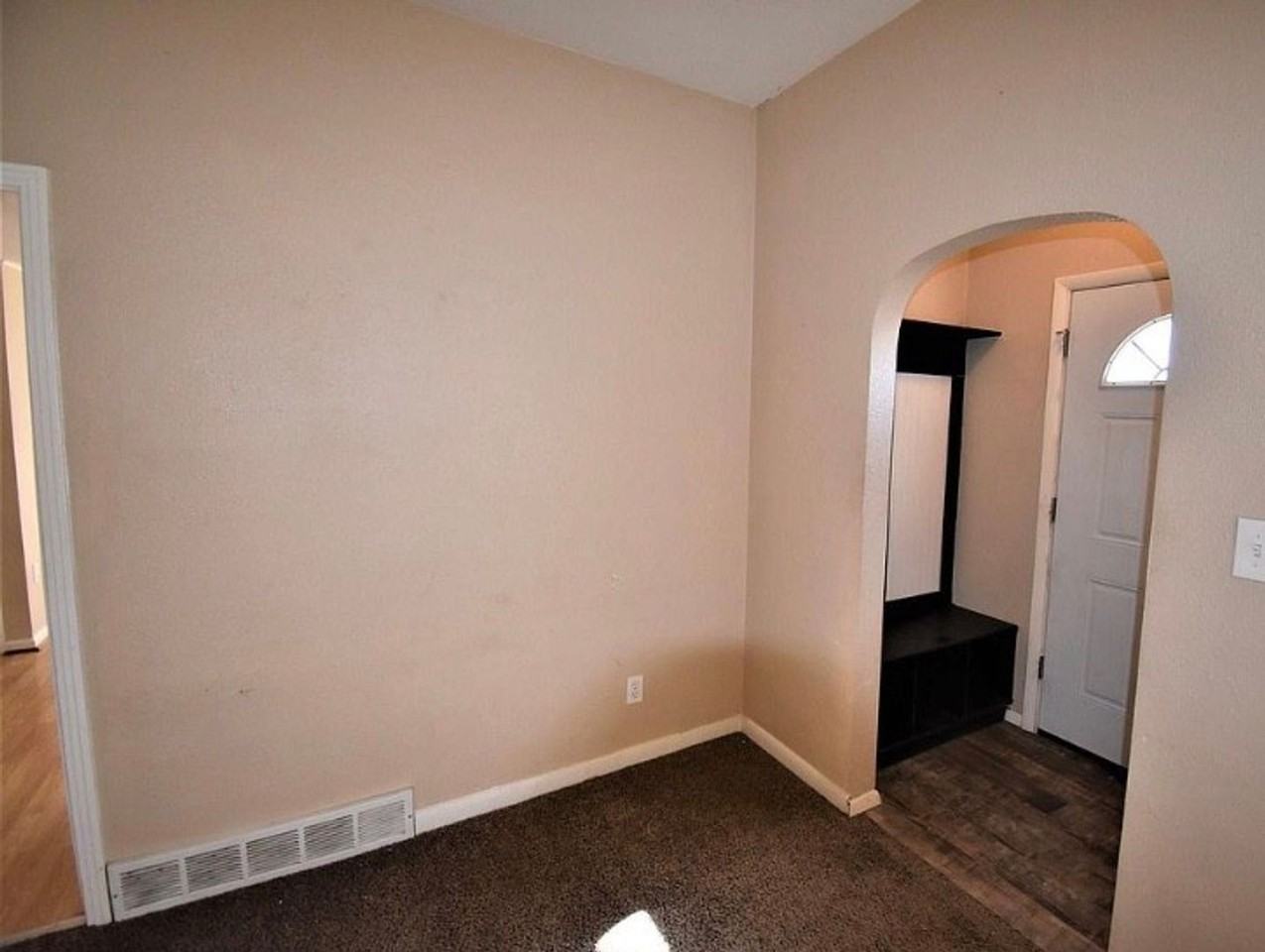 22184B Ten Davis Rd - Photo 3 of 12