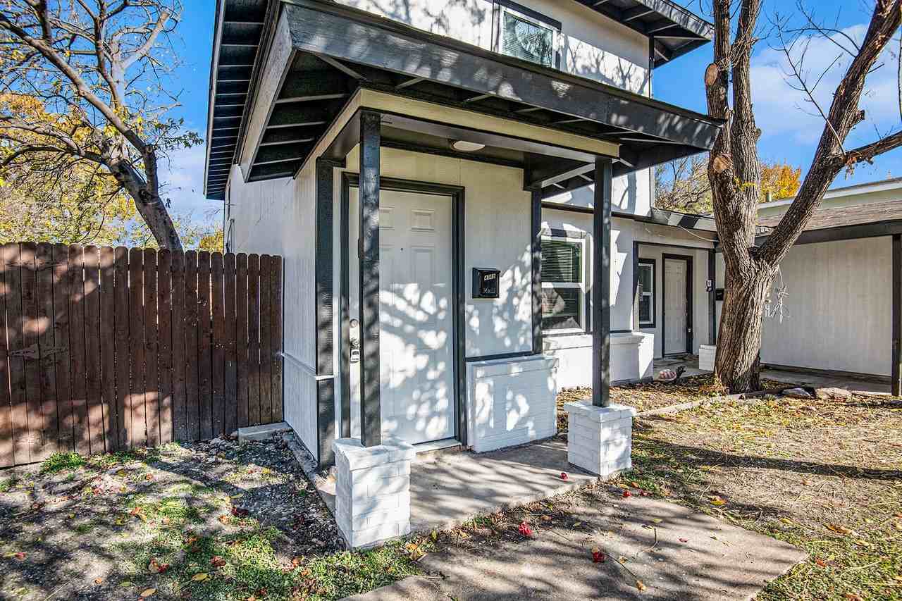 408 Dawson Cir #B - Photo 4 of 23