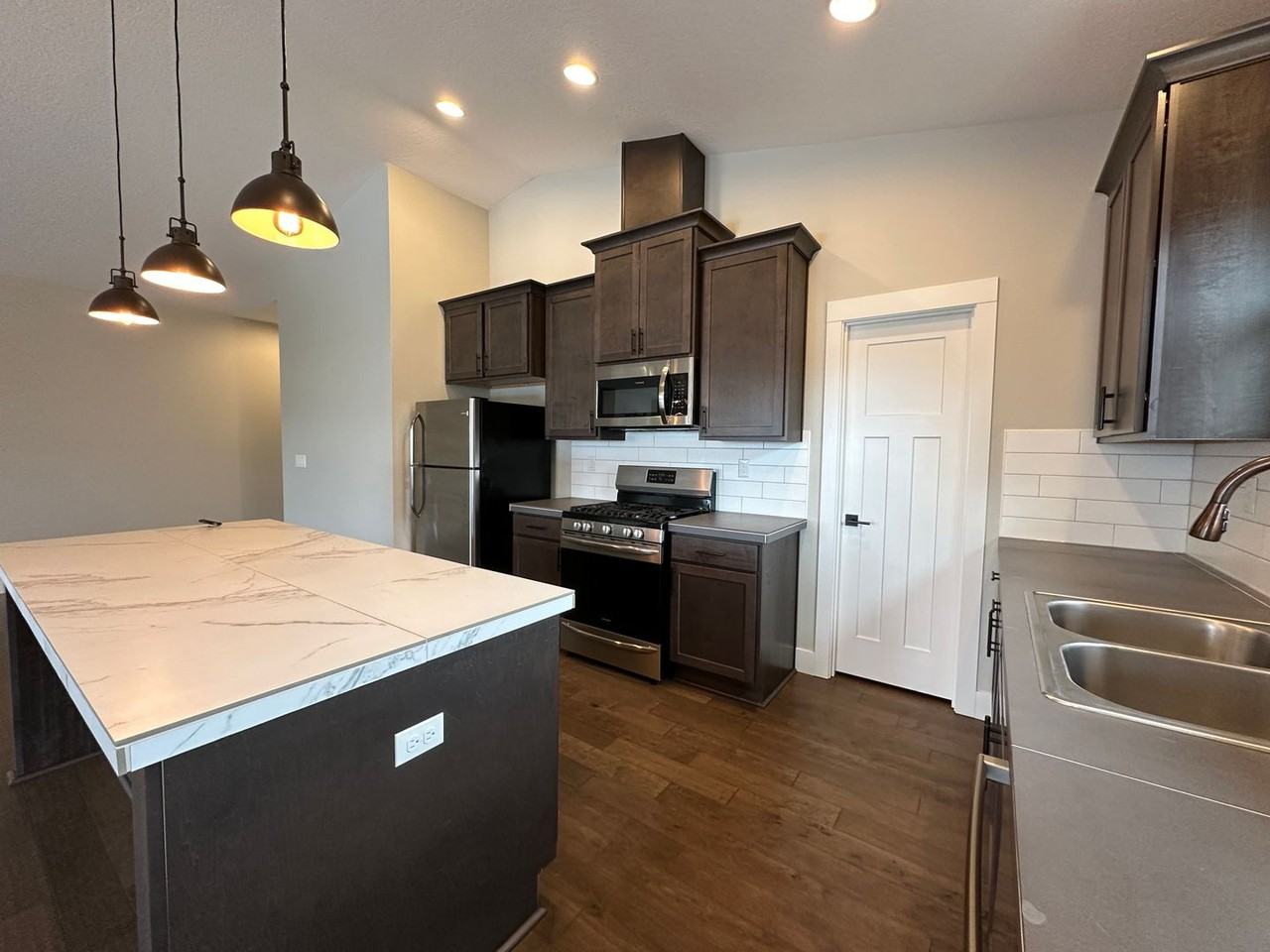 3165 Ponderosa Rd - Photo 3 of 17